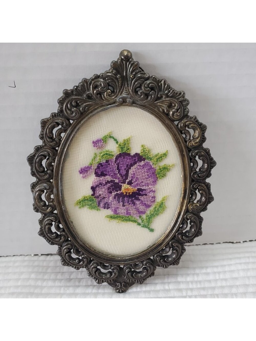 Petit Point Pansy Cross Stitch 5.25"x5" Vintage Wall Frame Mini Cottagecore Oval